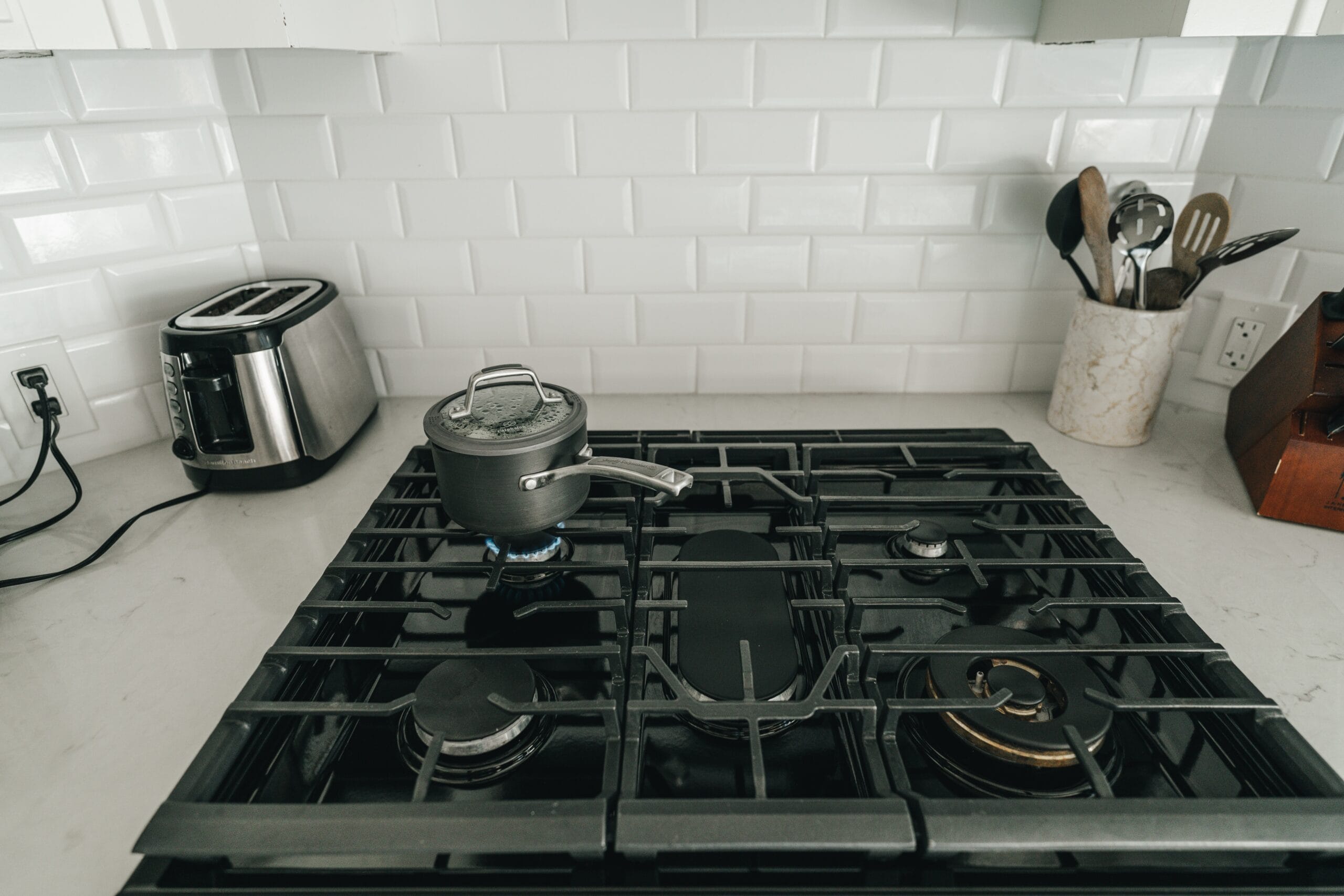 The Difference of Cooking with Gas Rather Than Induction